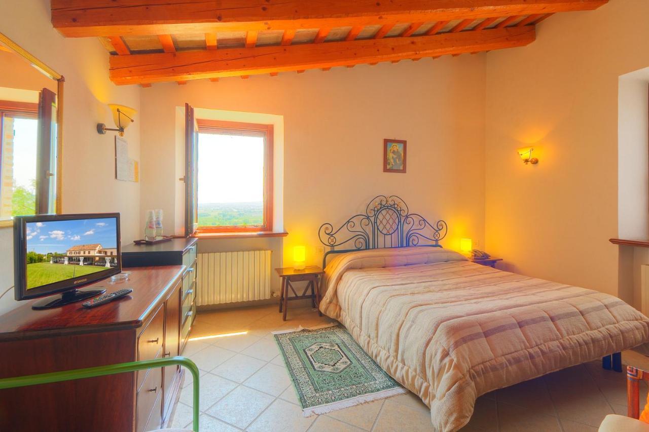 Il Girasole Country House Camerano Bagian luar foto